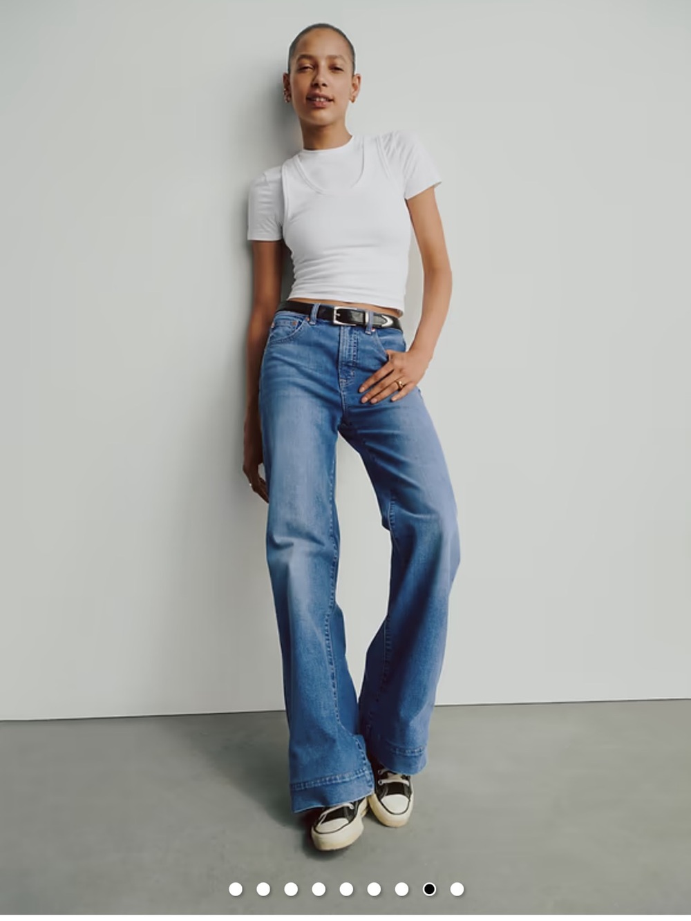 Gap High-Rise Relaxed Flare Jeans - Picture 7 of 14